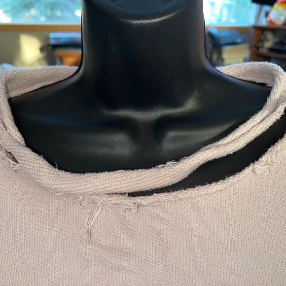 good hYOman Distressed Cropped Sweatshirt - Picture 3 of 11